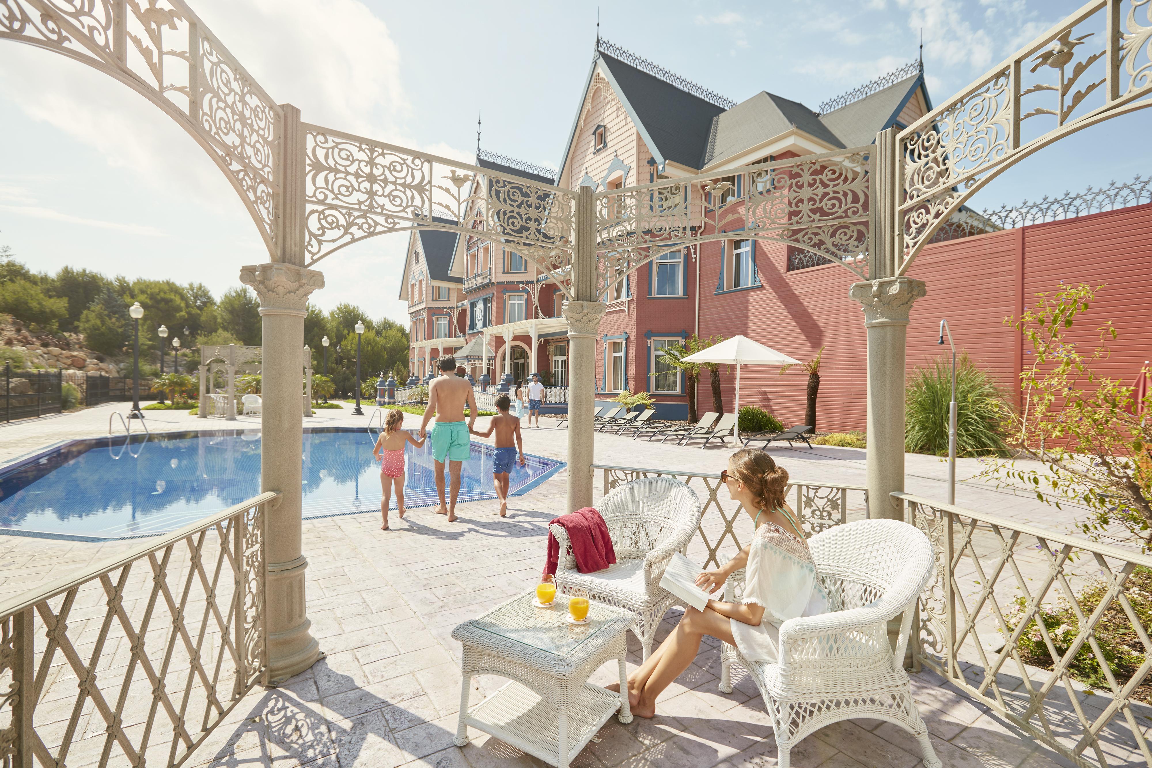 Portaventura Hotel Lucy'S Mansion - Includes Unlimited Access & Express Wristband To Portaventura Park & Ferrari Land Σαλού Εξωτερικό φωτογραφία