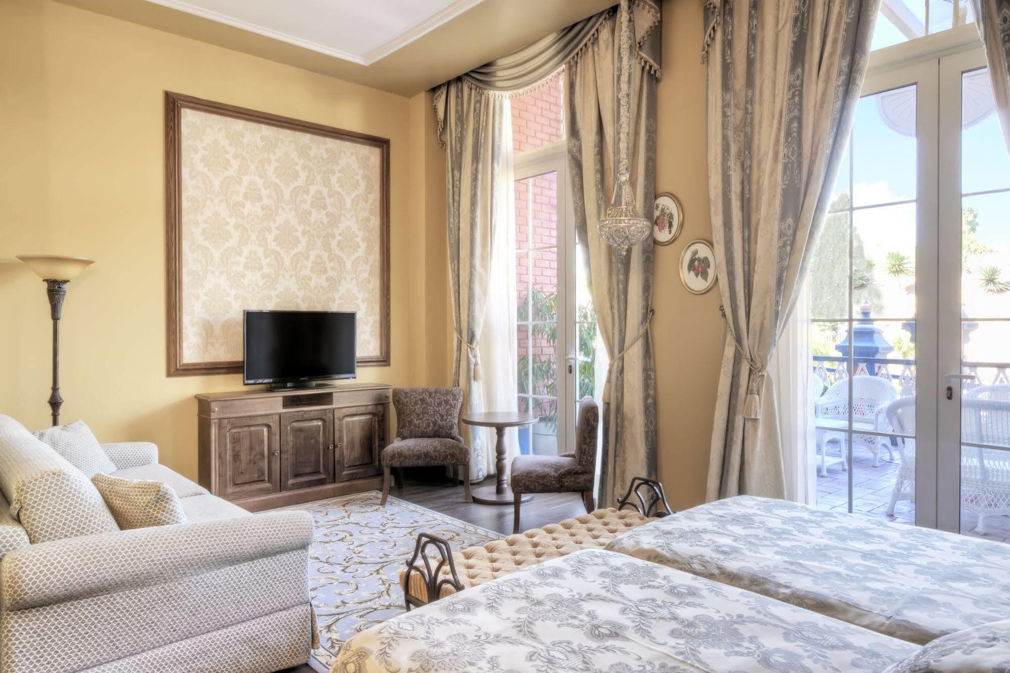 Portaventura Hotel Lucy'S Mansion - Includes Unlimited Access & Express Wristband To Portaventura Park & Ferrari Land Σαλού Εξωτερικό φωτογραφία